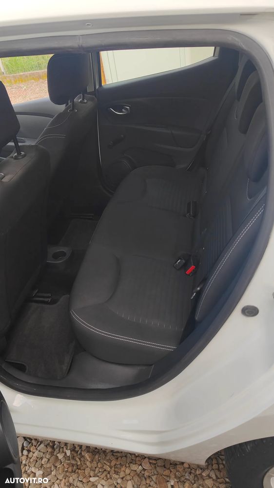 Renault Clio 1.5 dCi Expression - 8
