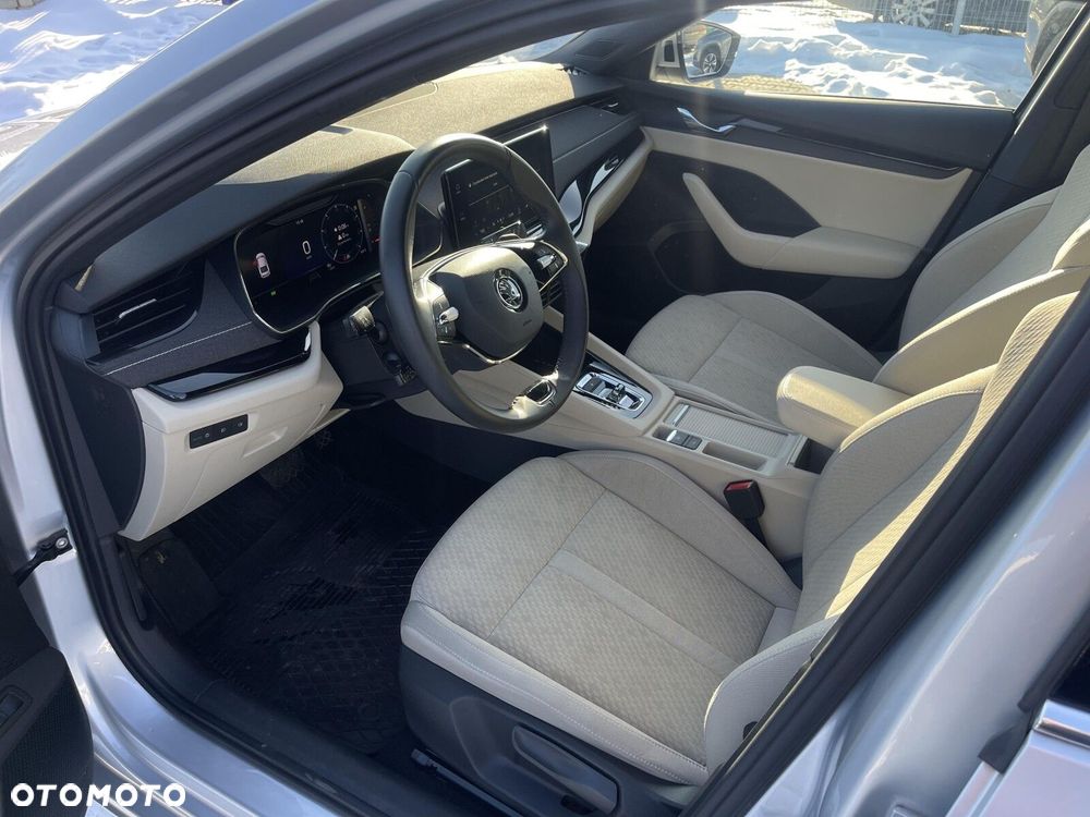 Skoda Octavia 2.0 TDI 4x4 Style DSG - 10