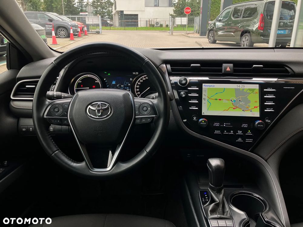 Toyota Camry 2.5 Hybrid Prestige CVT - 21