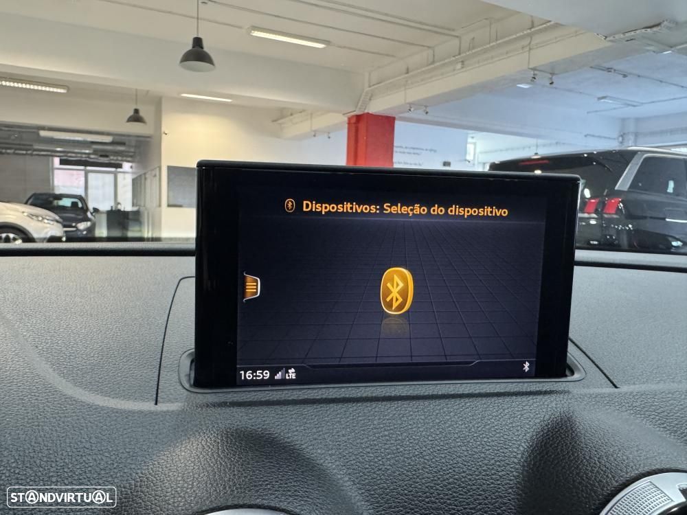 Audi A3 Sportback 30 TFSI Design - 36