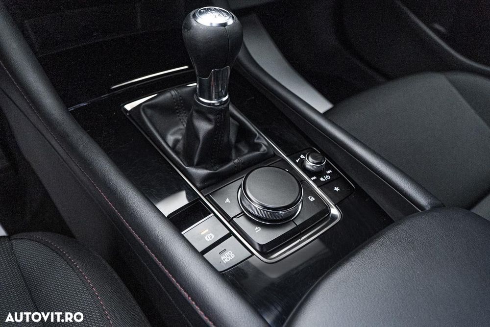 Mazda 3 e-SKYACTIV-G 2.0 M HYBRID 150 SELECTION - 35