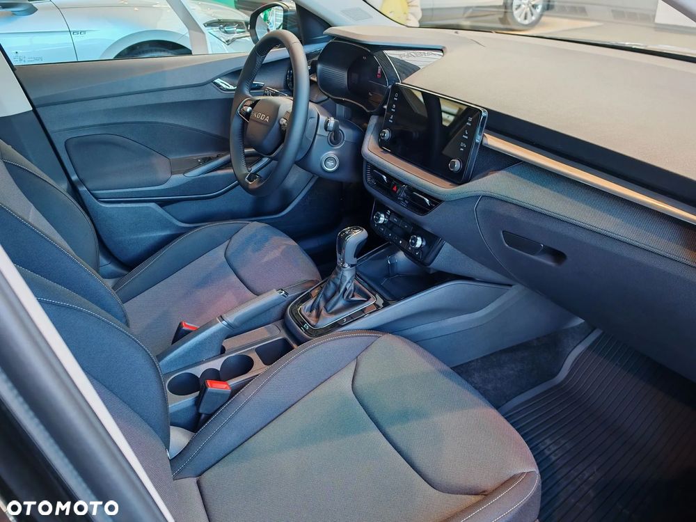 Skoda Fabia 1.0 TSI Selection DSG - 6