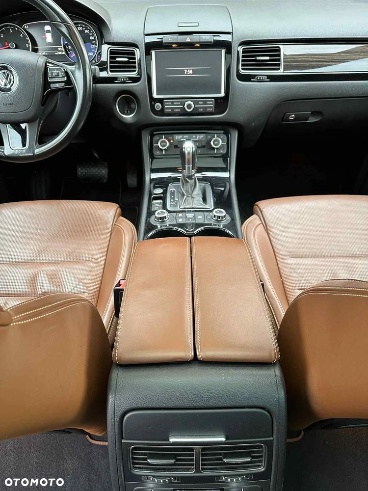 Volkswagen Touareg - 16