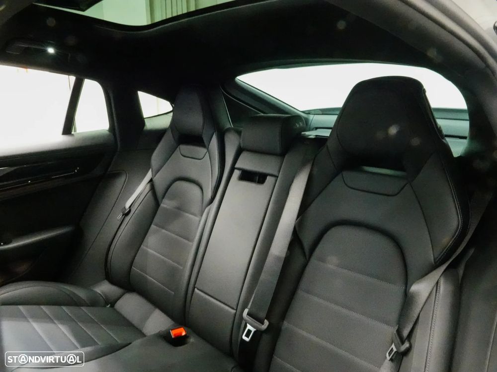 Porsche Panamera - 29