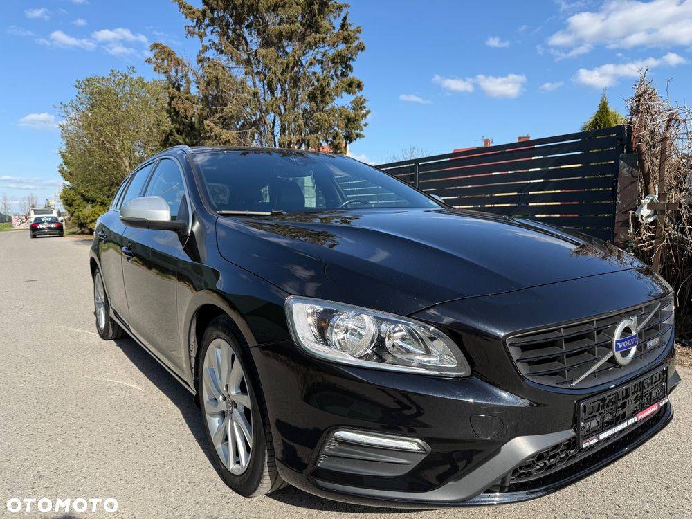 Volvo V60 D4 Geartronic RDesign - 20