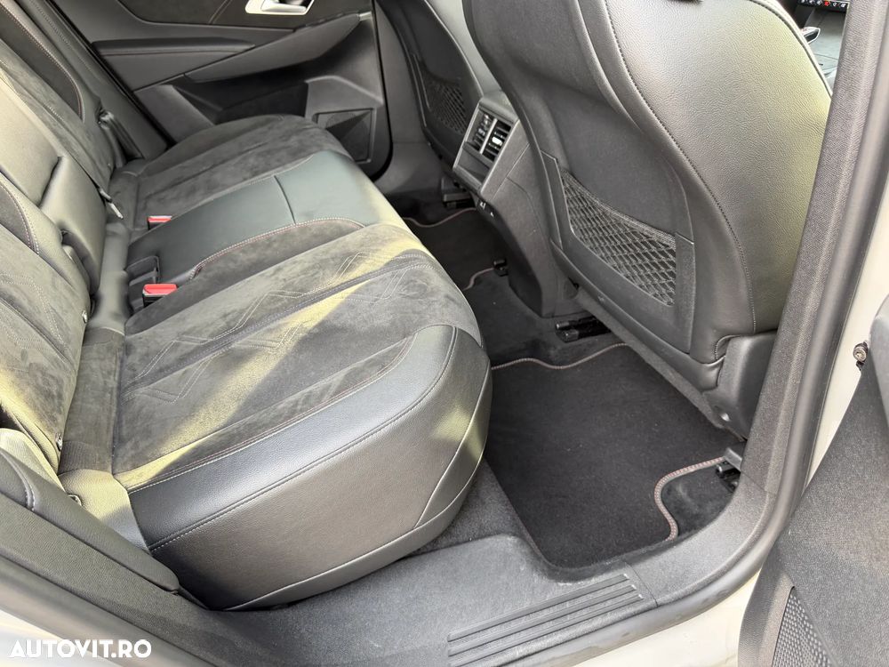 DS Automobiles DS 7 Crossback 1.6 PHeV FWD 225 EAT8 PERFORMANCE LINE + - 30