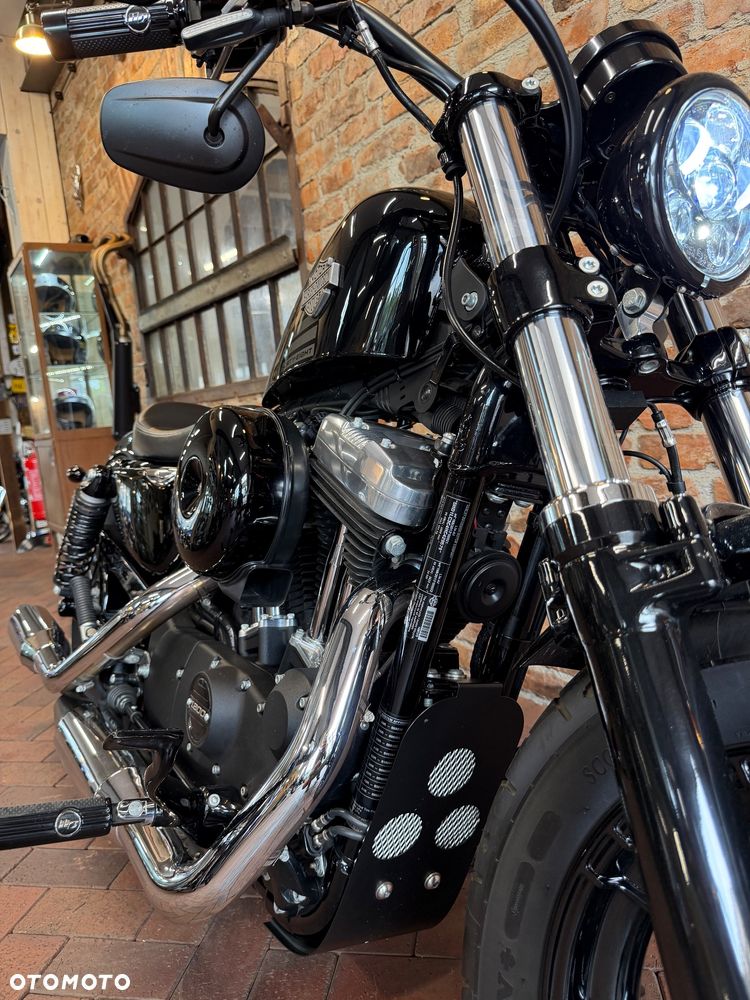 Harley-Davidson Sportster Forty-Eight - 29