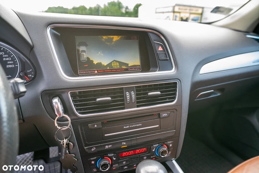 Audi Q5 2.0 TDI quattro Stronic - 32