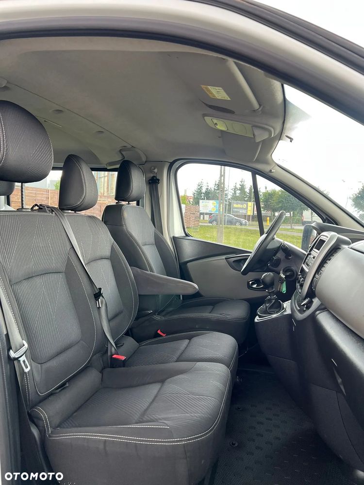 Renault Trafic LONG - 12