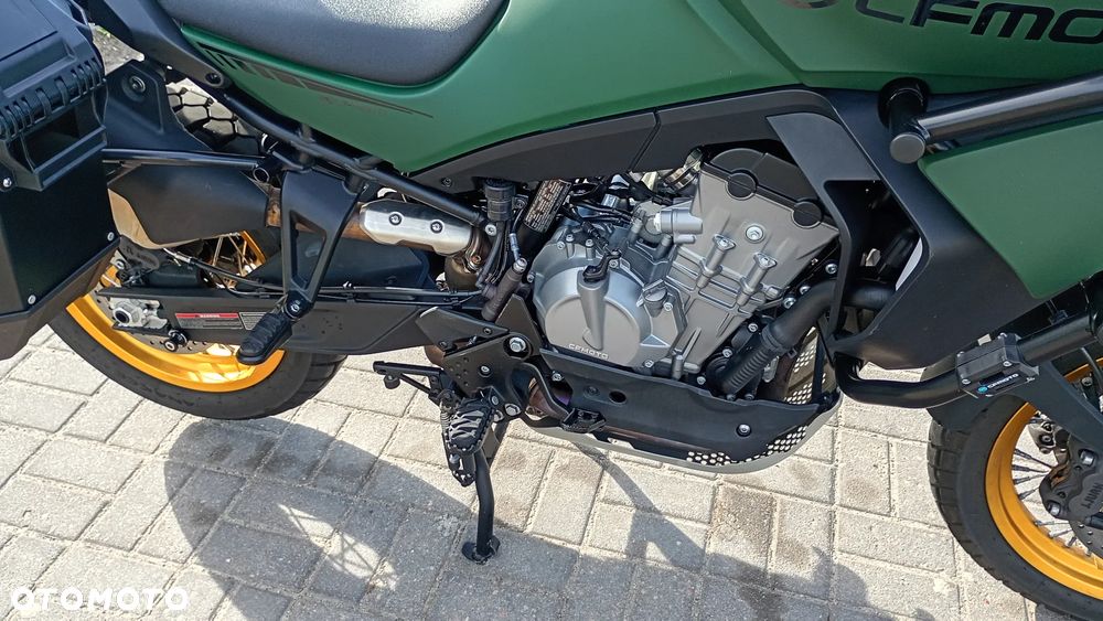 CFMoto 800MT Touring - 17