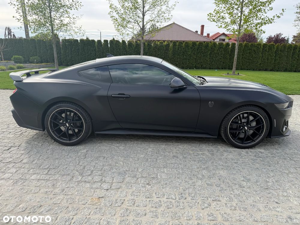 Ford Mustang - 5