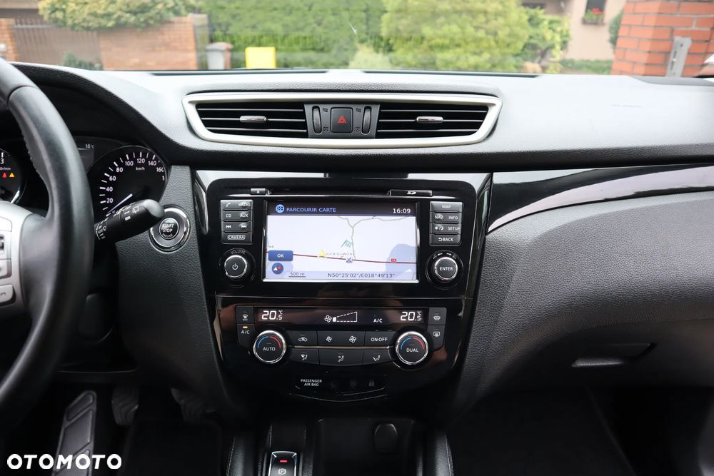 Nissan Qashqai 1.6 DCi Tekna EU6 - 18