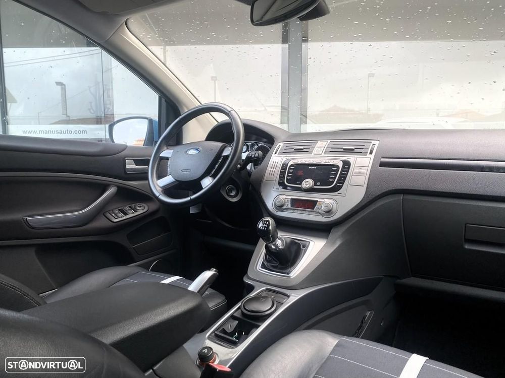 Ford Kuga 2.0 TDCi Titanium - 14