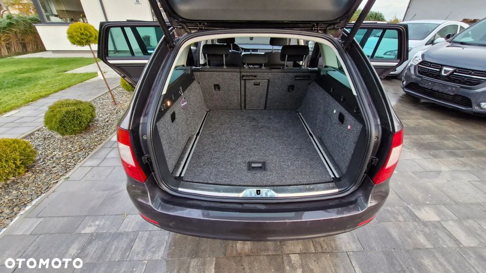 Skoda Superb Combi 2.0 TDI Exclusive - 24