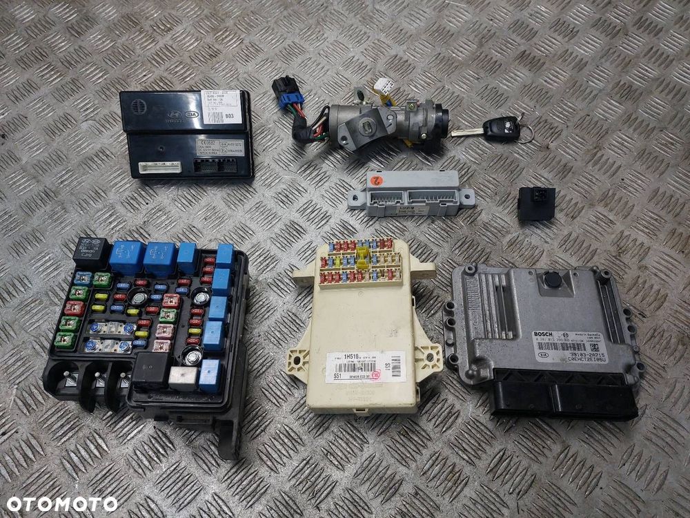 ZESTAW STARTOWY KIA CEED I 1.6 CRDI 39103-2A715 91950-1H510 91940- - 1