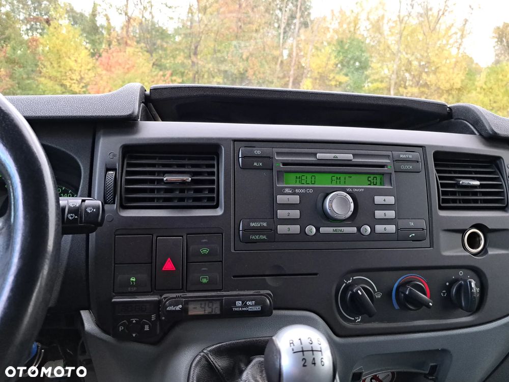 Ford Transit - 13