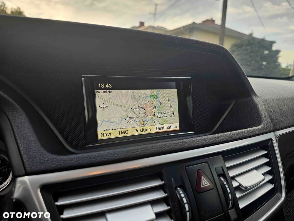 Mercedes-Benz Klasa E 200 BlueEFFICIENCY 7G-TRONIC Avantgarde - 25