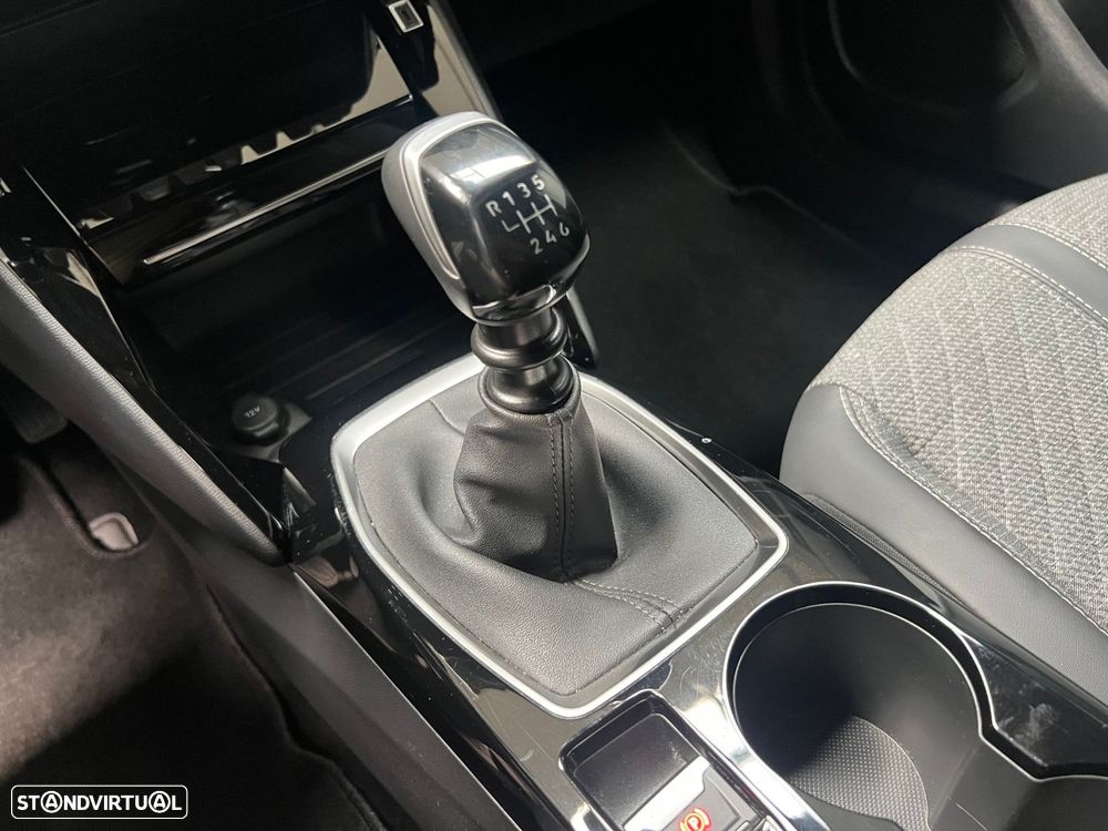 Peugeot 2008 1.2 PureTech Allure Pack - 13