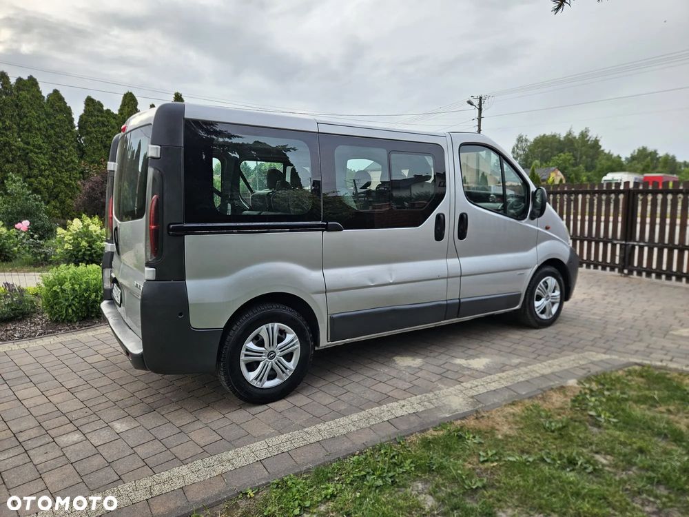 Opel Vivaro - 5