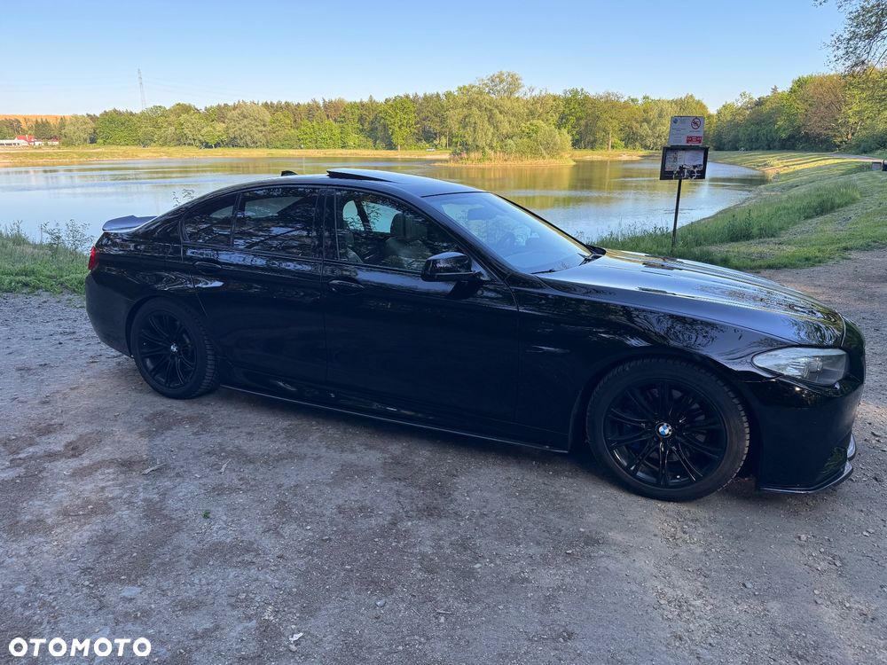BMW Seria 5 535i xDrive Sport-Aut - 3