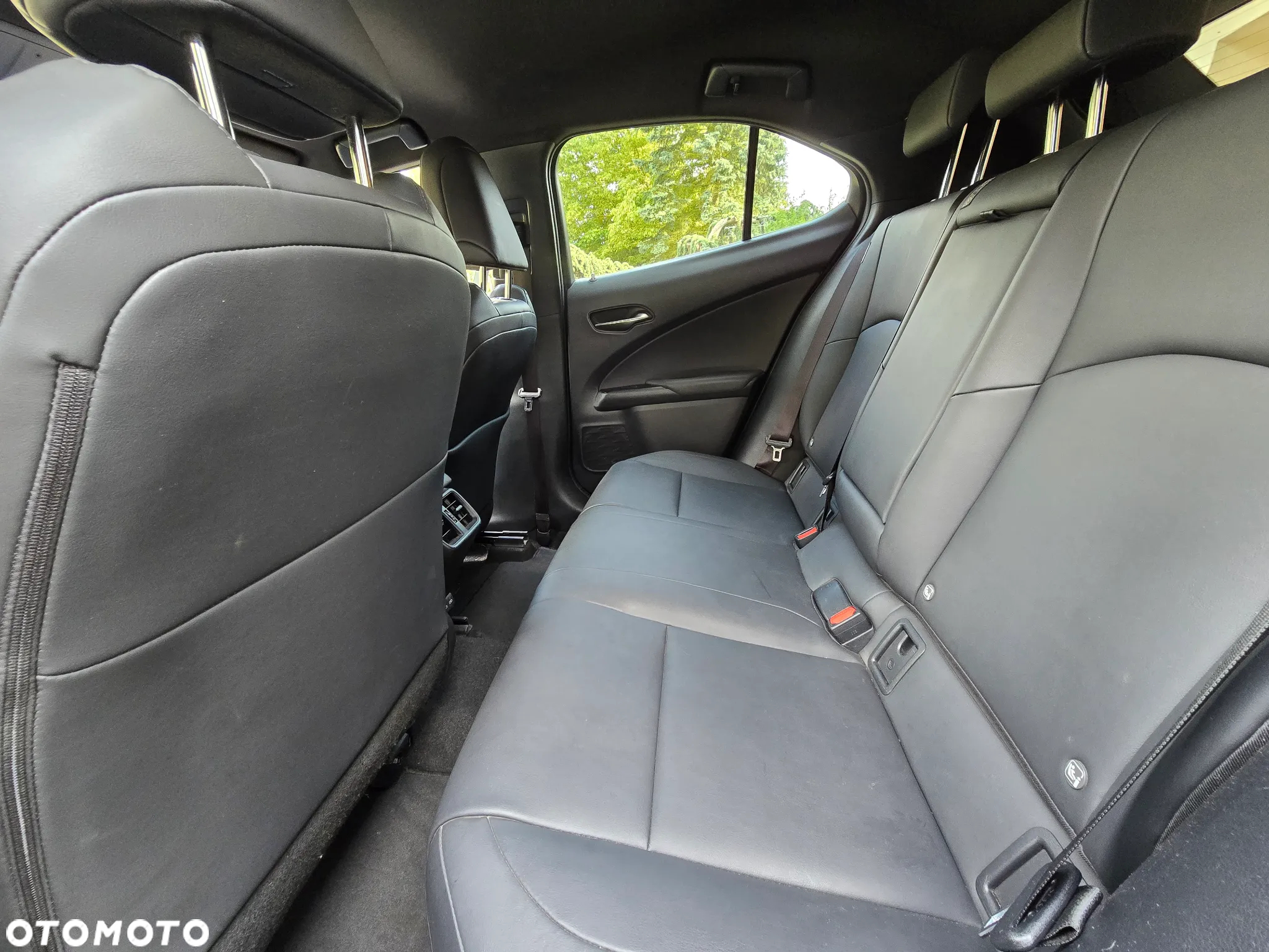 Lexus UX 200 GPF Business 2WD - 10