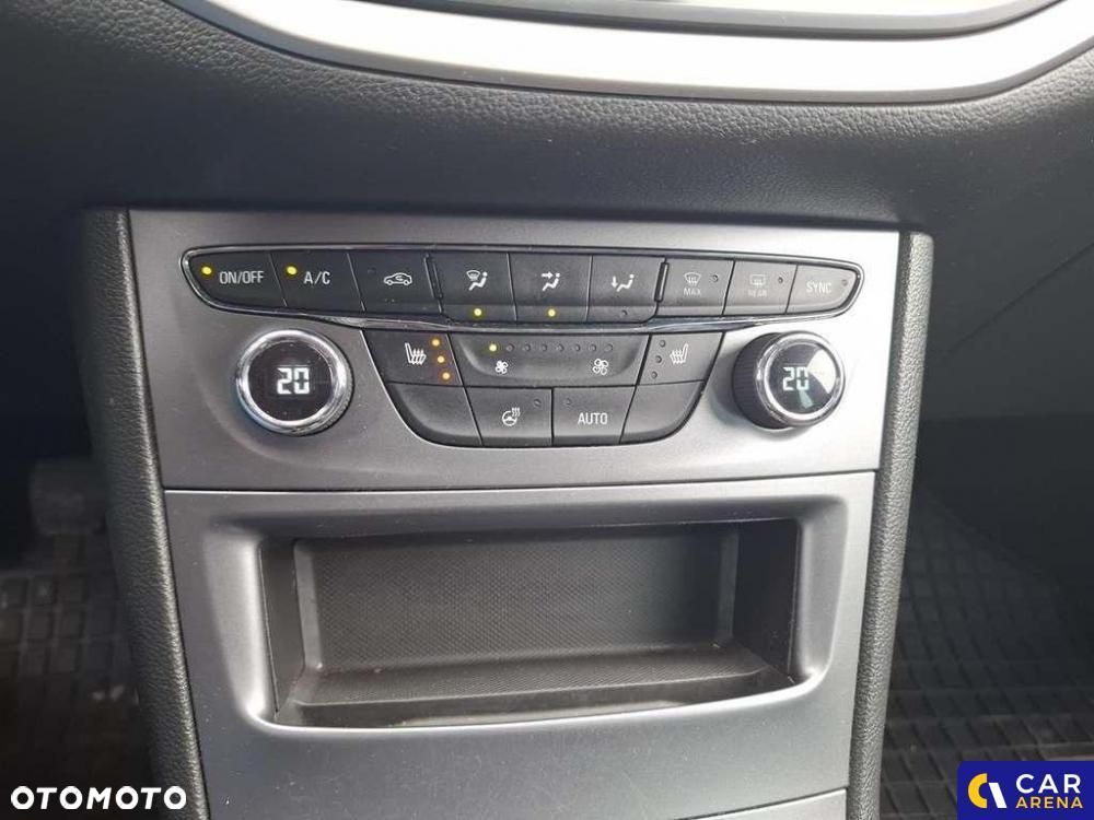 Opel Astra - 25
