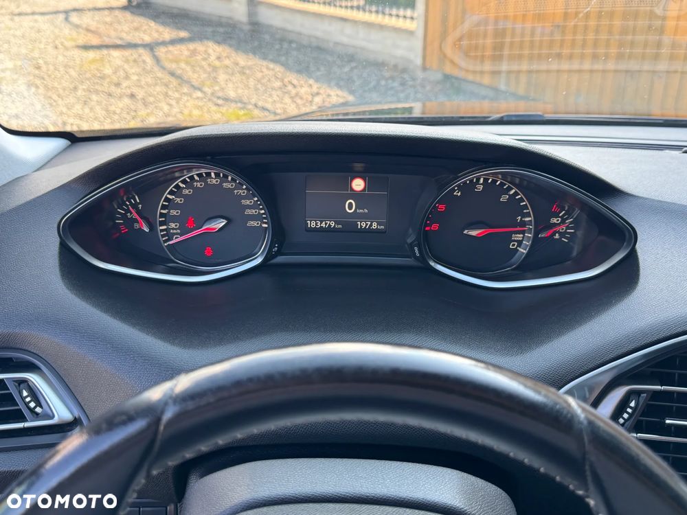 Peugeot 308 SW 1.6 BlueHDi Active S&S - 13