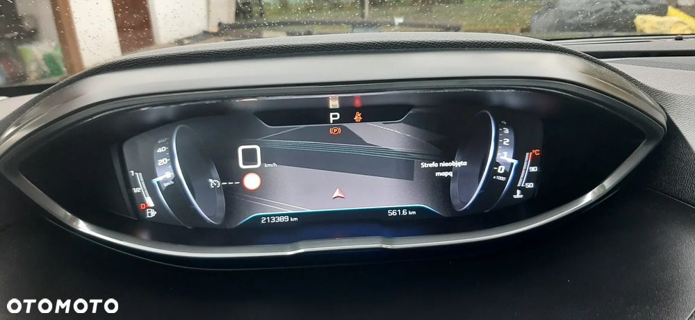 Peugeot 5008 1.6 BlueHDI Active S&S EAT6 - 17