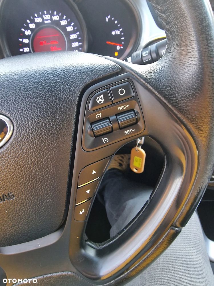 Kia Ceed 1.6 CRDi M - 22