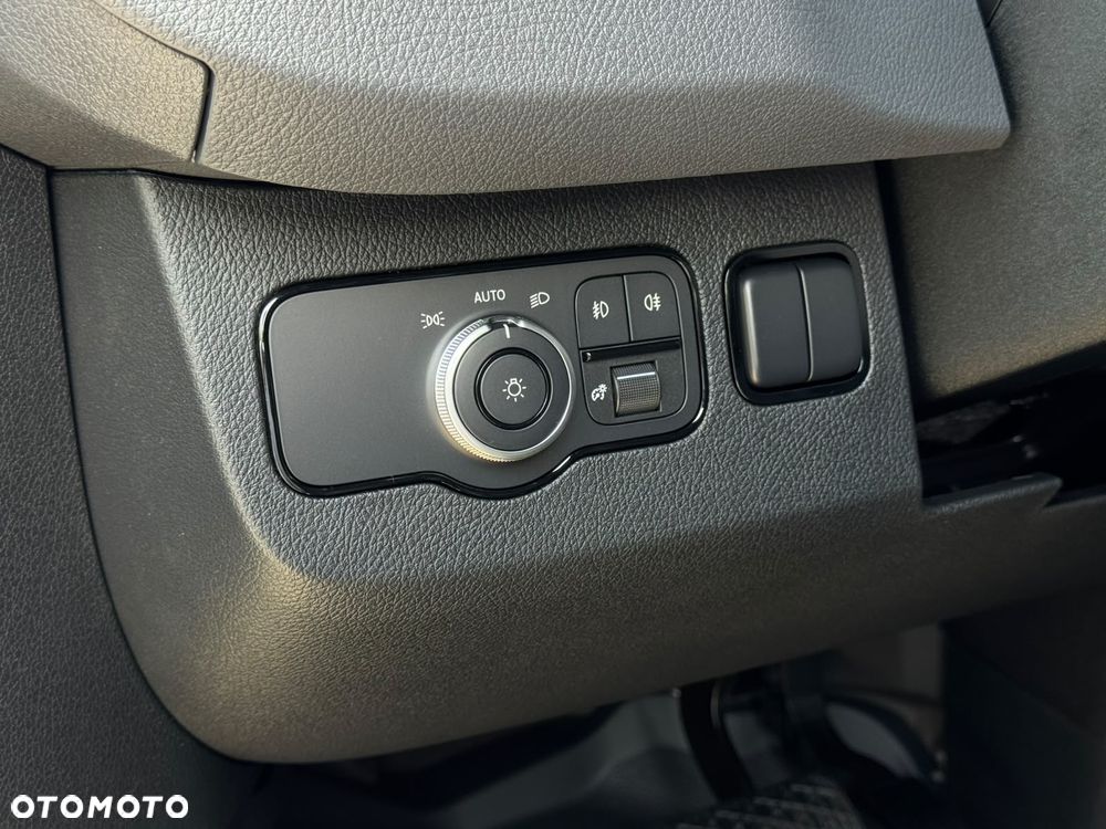 Mercedes-Benz Sprinter - 19