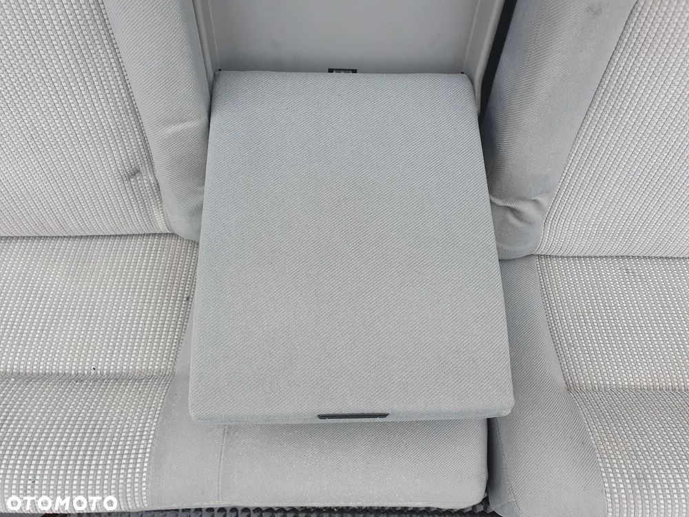 Fotele Fotel Kanapa Welur Jasne Siwe Podlokietnik VW Golf IV 4 3 drzwi komplet - 35