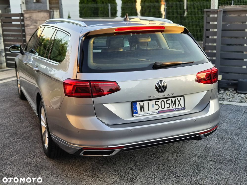 Volkswagen Passat 2.0 TDI EVO Elegance DSG - 4