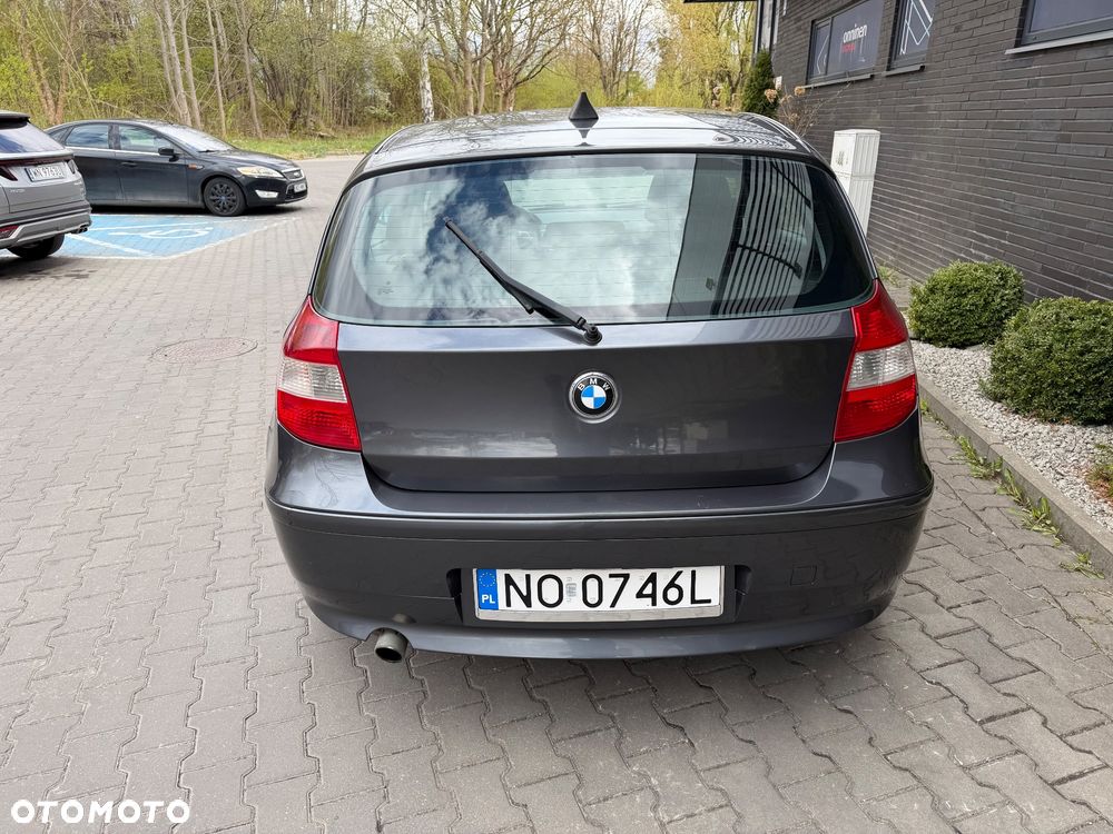 BMW Seria 1 116i - 4