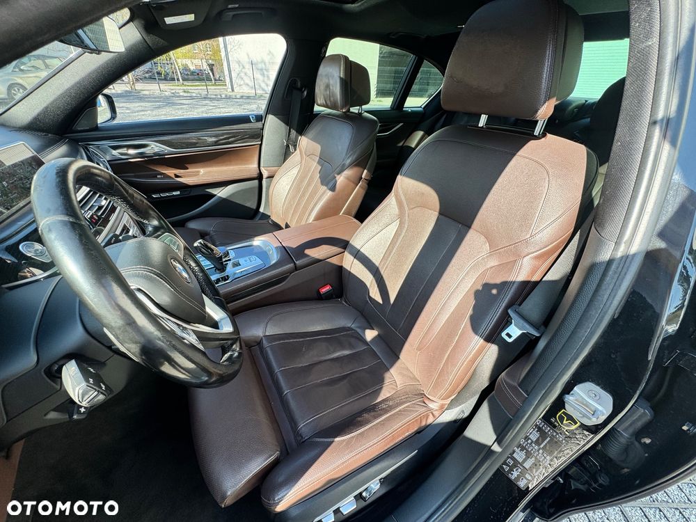 BMW Seria 7 730d - 28
