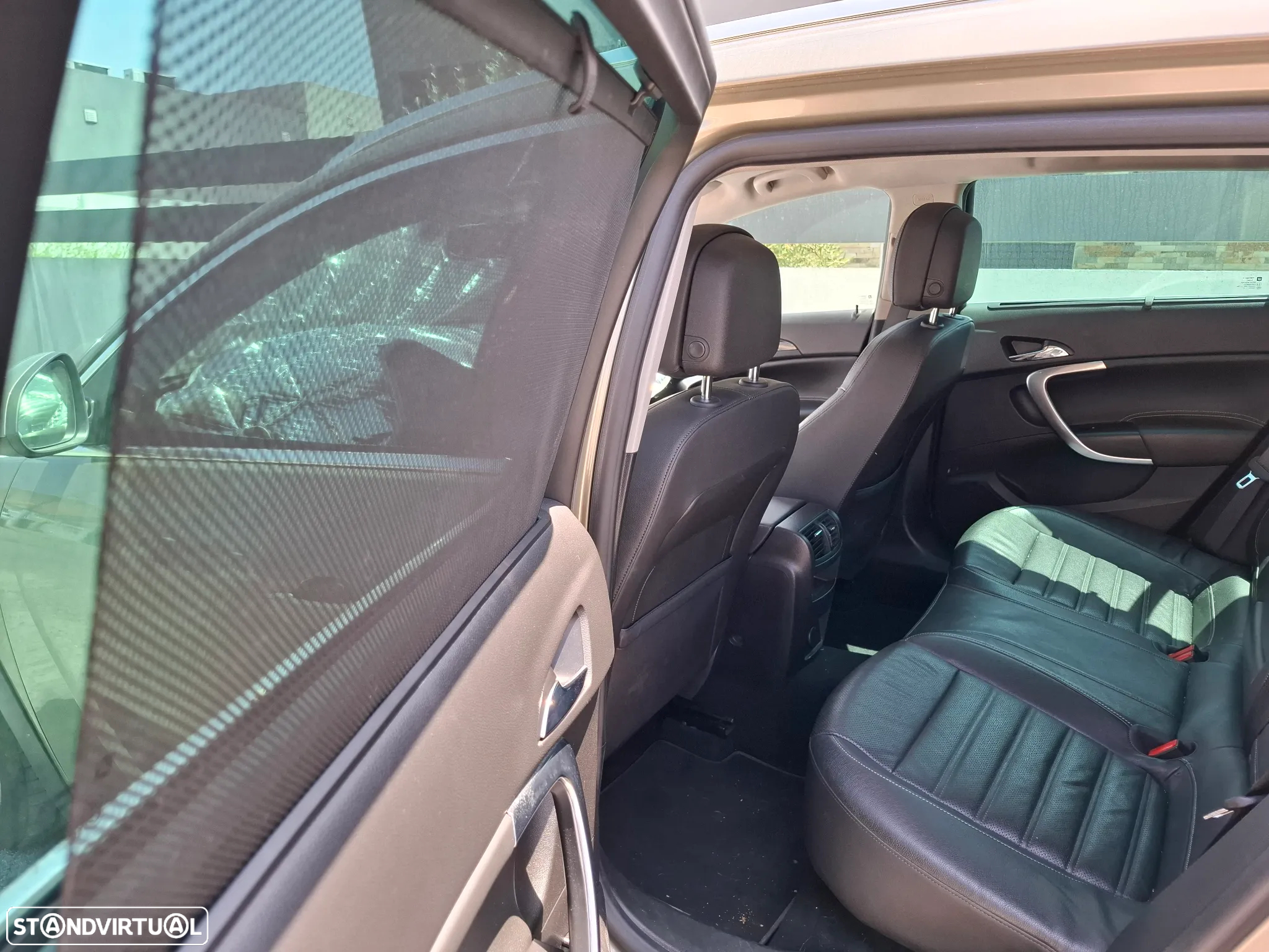 Opel Insignia Country Tourer 2.0 CDTi AWD S/S - 19