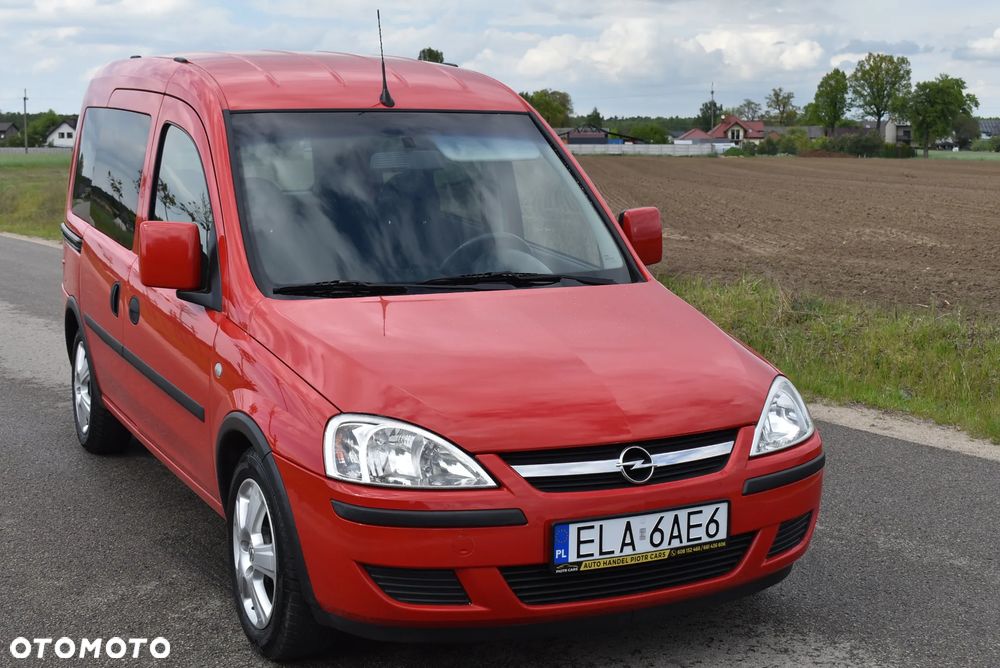Opel Combo Tour Color Edition - 15