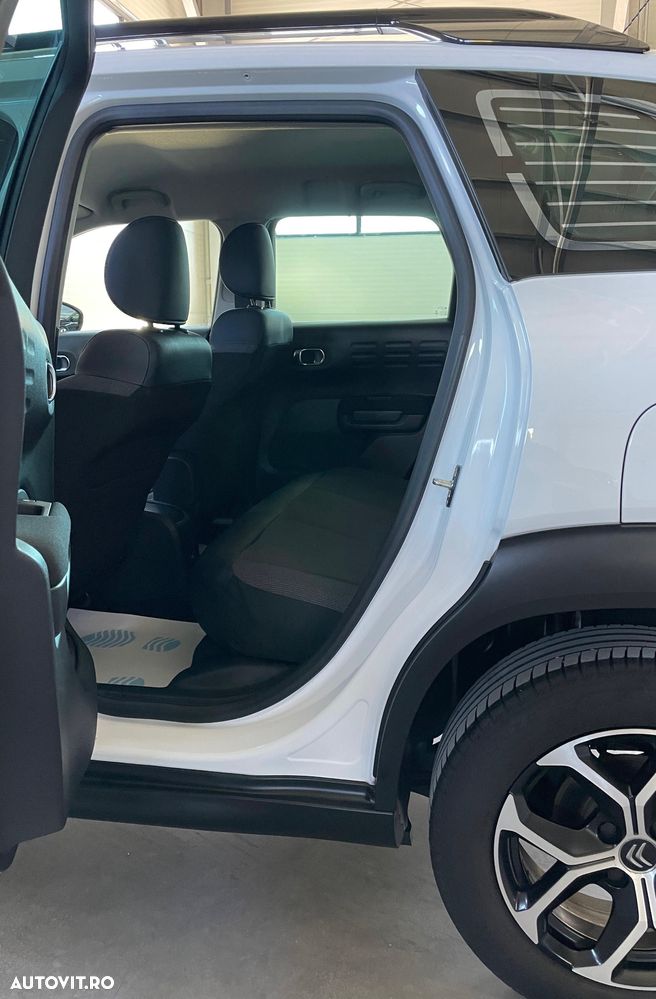 Citroën C3 AIRCROSS BlueHDI 120 Stop & Start EAT6 SHINE PACK - 17