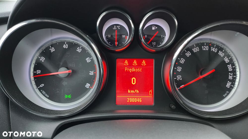 Opel Astra 1.6 Turbo Innovation - 17