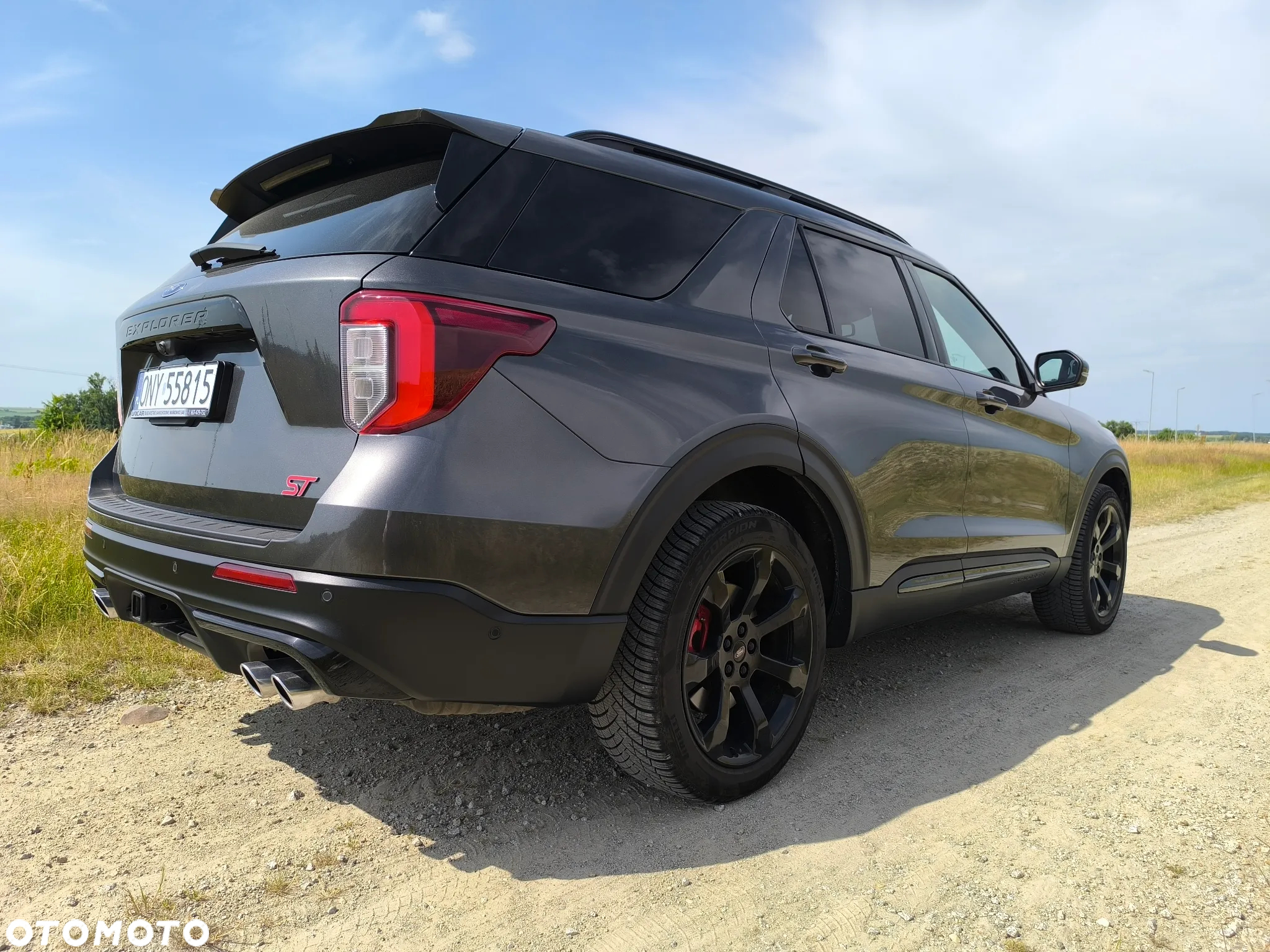 Ford Explorer - 2