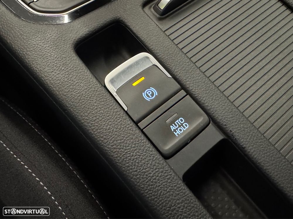 VW Passat 2.0 TDI Business DSG - 22