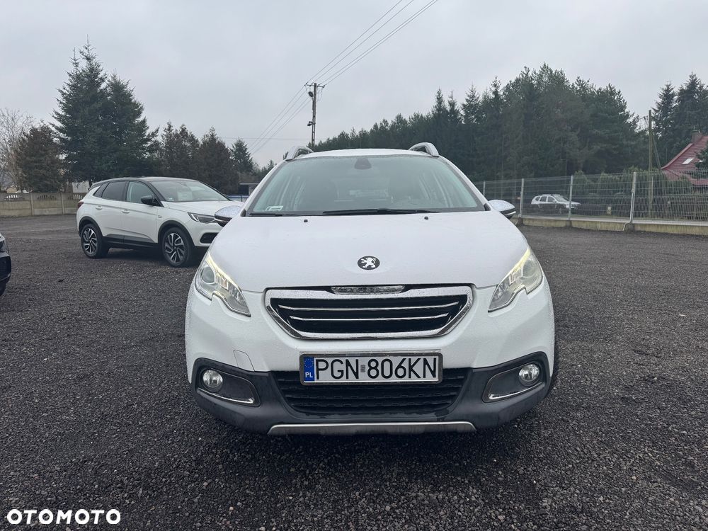 Peugeot 2008 1.2 Pure Tech GPF Allure S&S - 2