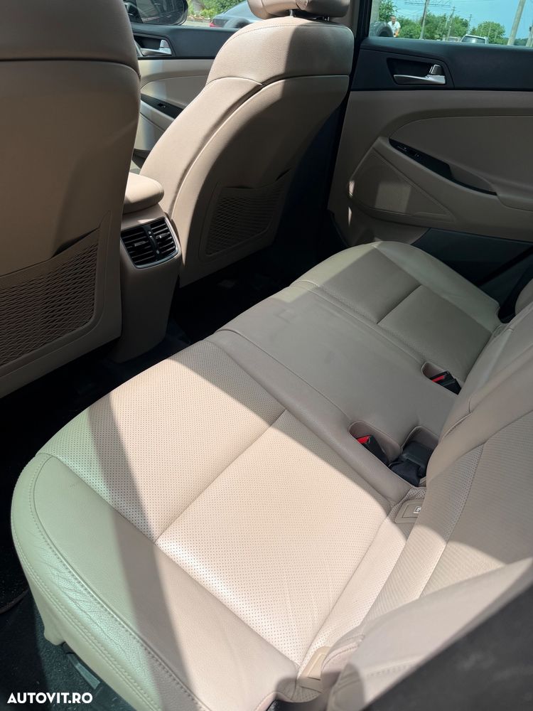 Hyundai Tucson - 12