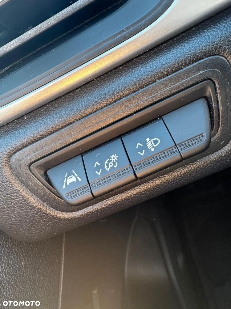 Renault Captur TCe 90 ZEN - 20