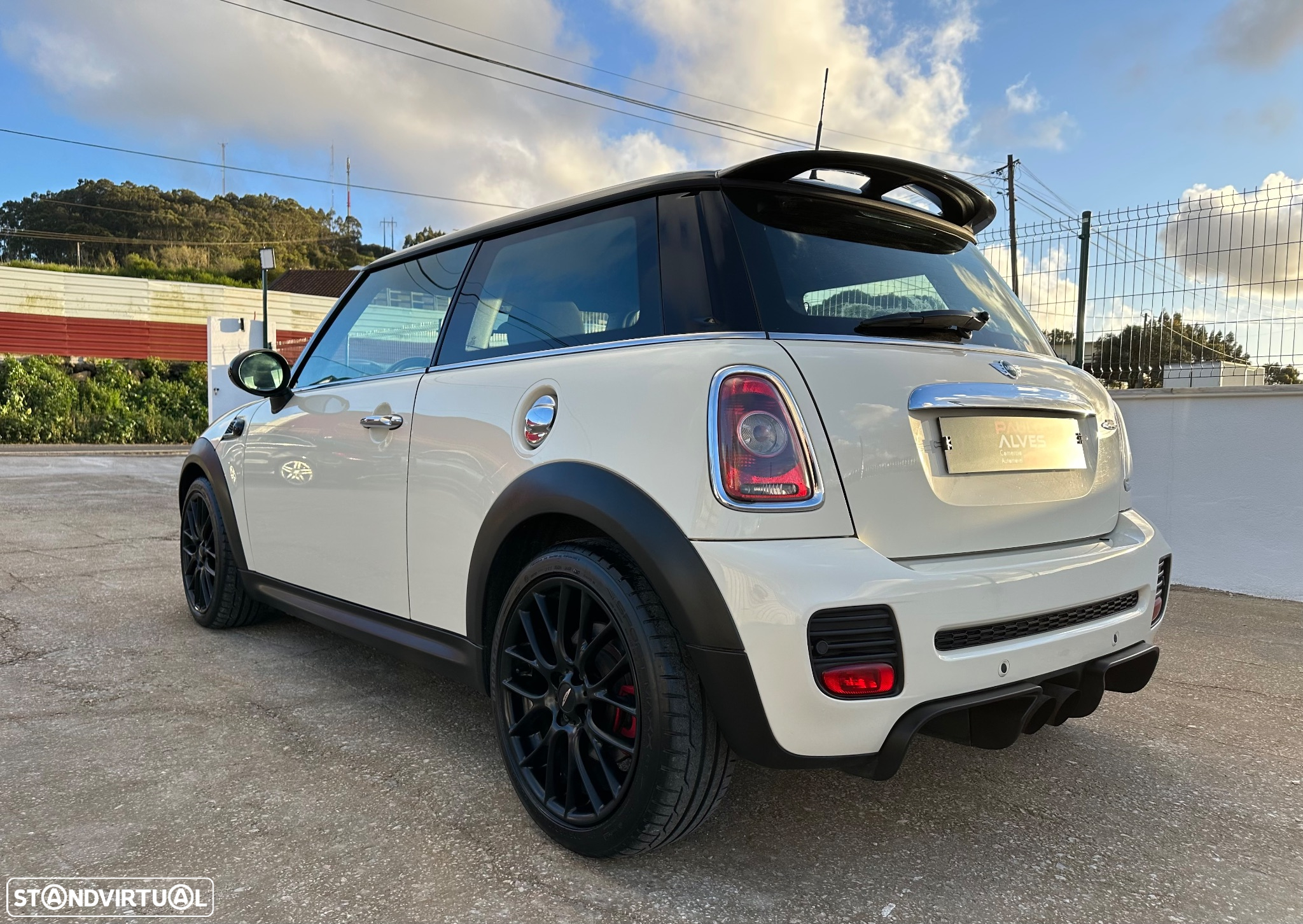 MINI 3 Portas John Cooper Works - 23