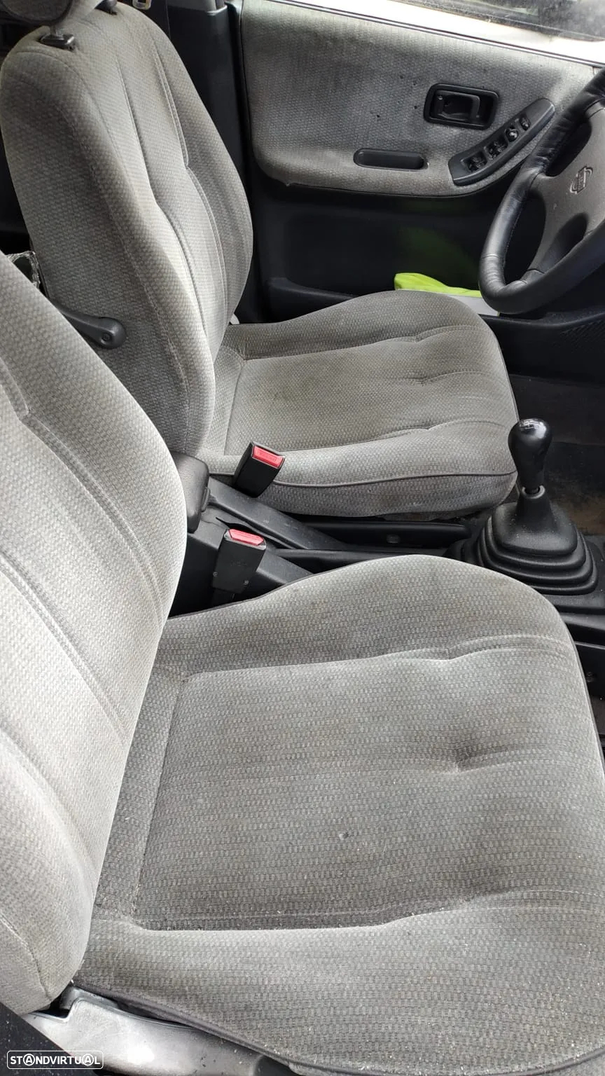 Nissan Sunny Hatchback 1.4 SLX - 4