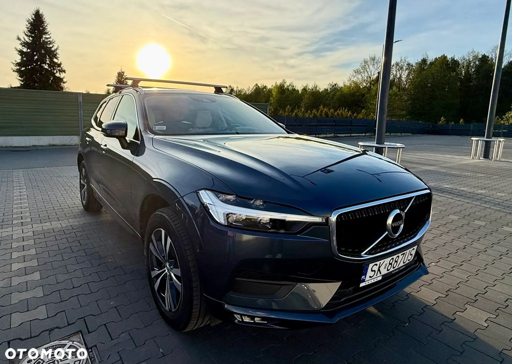 Volvo XC 60 B5 B AWD Momentum Pro - 1