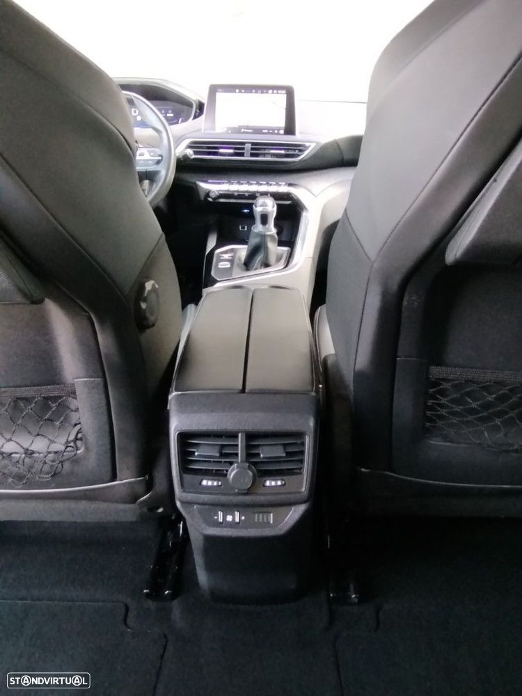 Peugeot 5008 1.2 PureTech Allure J18 - 6