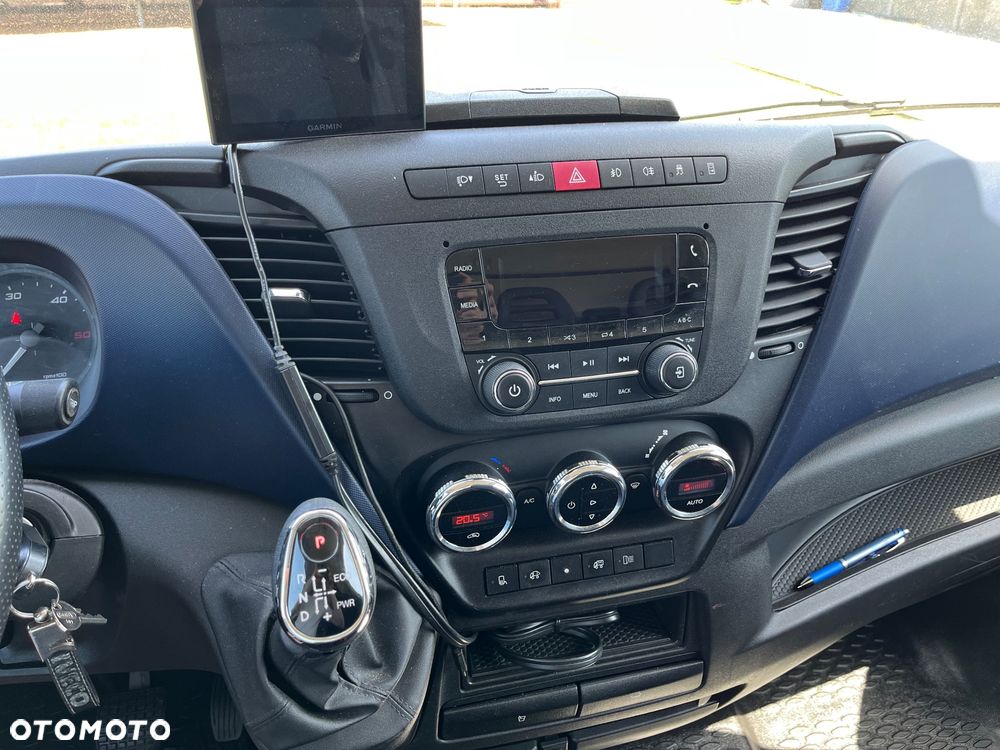 Iveco DAILY 35-210 * kontener * winda * SUPER STAN automat 3.0 2018rok - 12