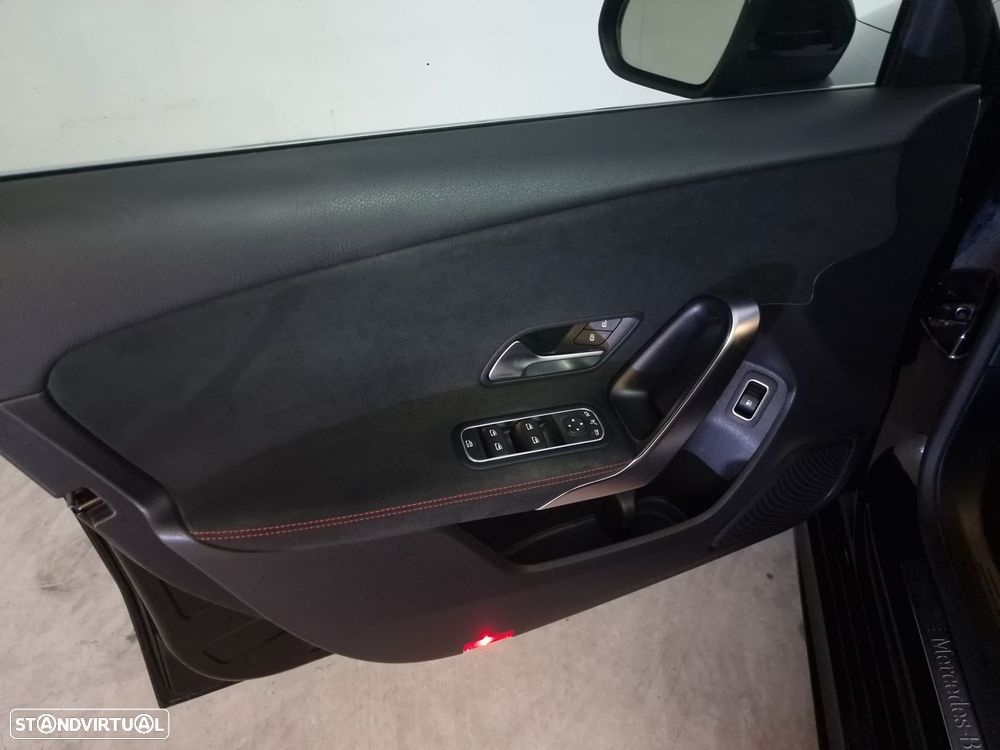 Mercedes-Benz A 250 - 34