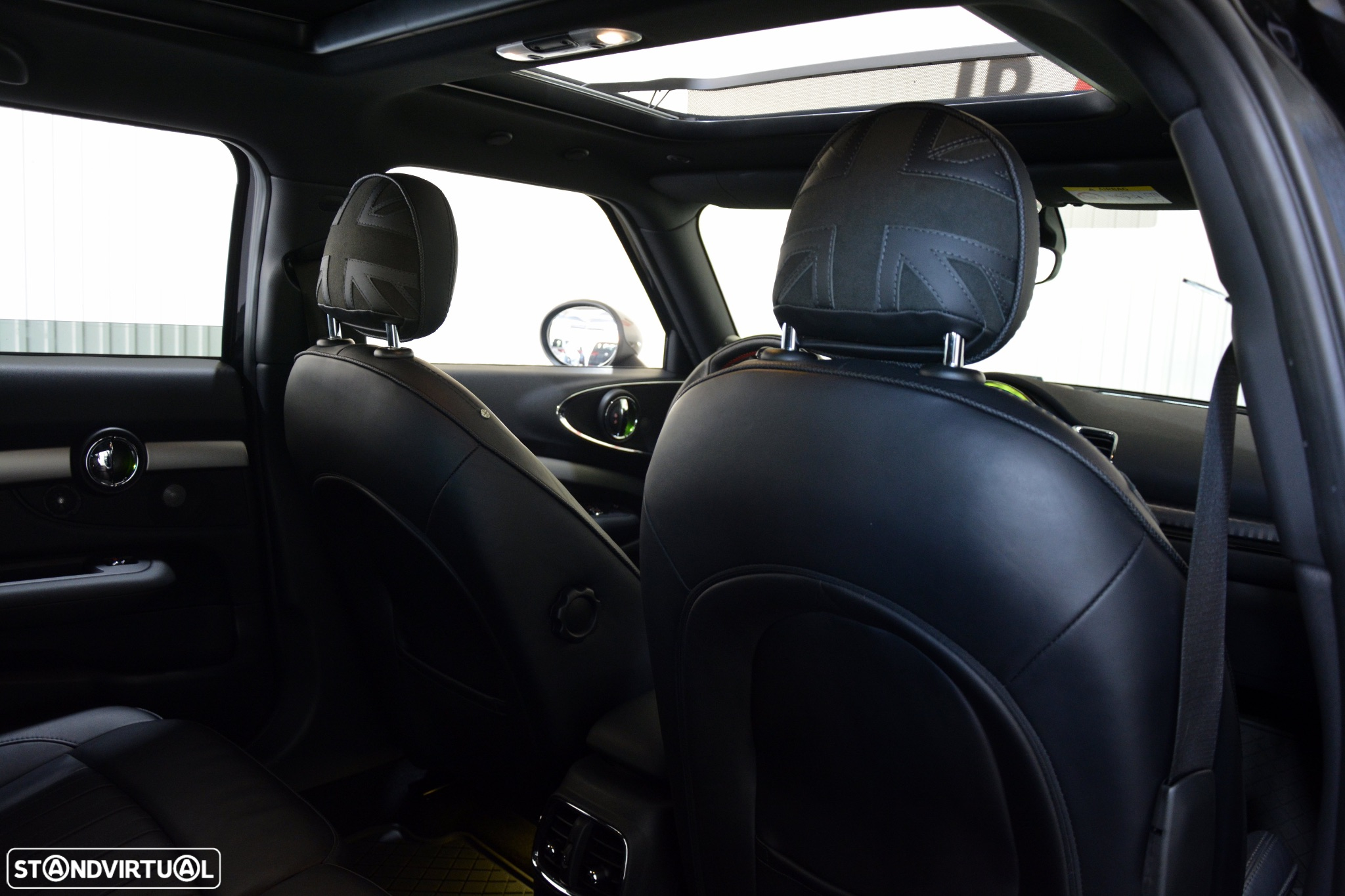 MINI Clubman Cooper D Aut. JCW - 13